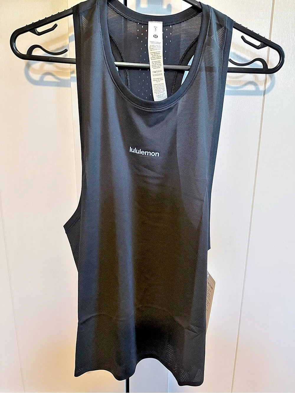 NWT Lululemon Fast and Free Singlet Tank Women’s S Black LW1FSRS Running